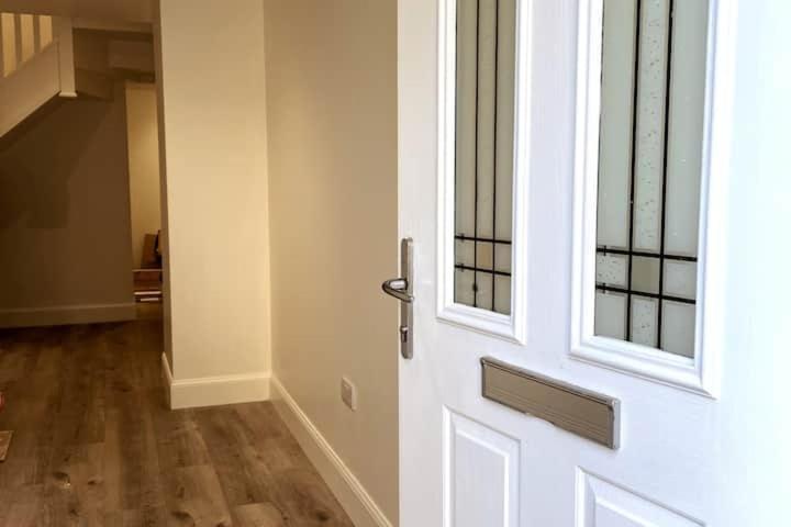 Appartement Lovely 3 Bedroom With Private Garden In Centre *